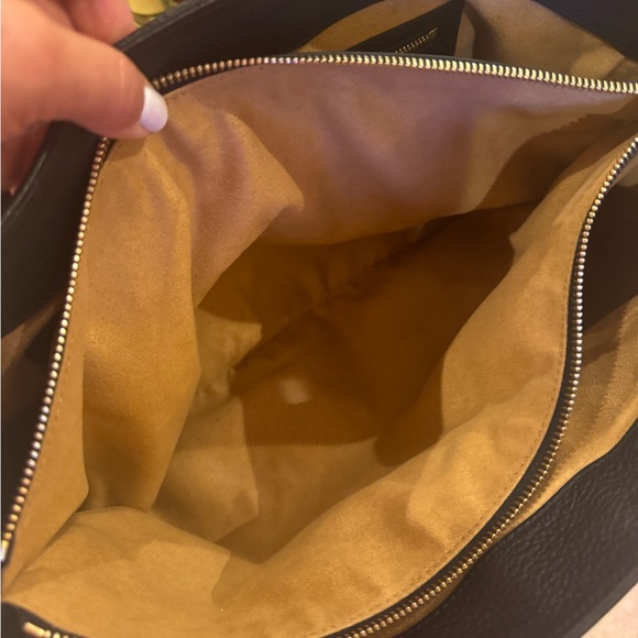 Excellent condition. Perfect size. Jimmy Choo crossbody bag - Picture 7 of 9